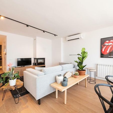 Petit Luxe L'Atic Daire Terrassa Dış mekan fotoğraf
