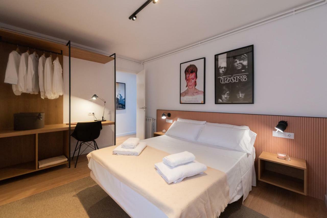 Petit Luxe L'Atic Daire Terrassa Dış mekan fotoğraf