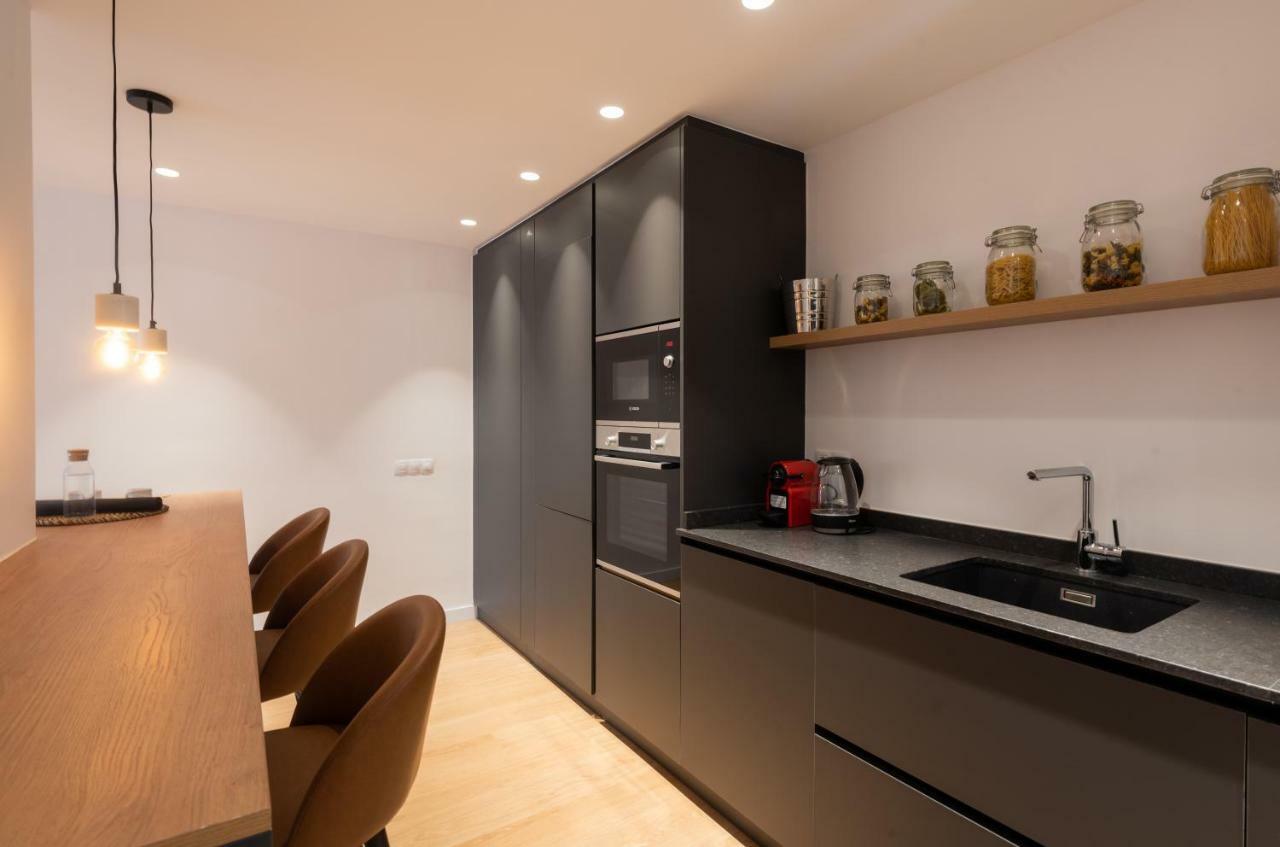 Petit Luxe L'Atic Daire Terrassa Dış mekan fotoğraf