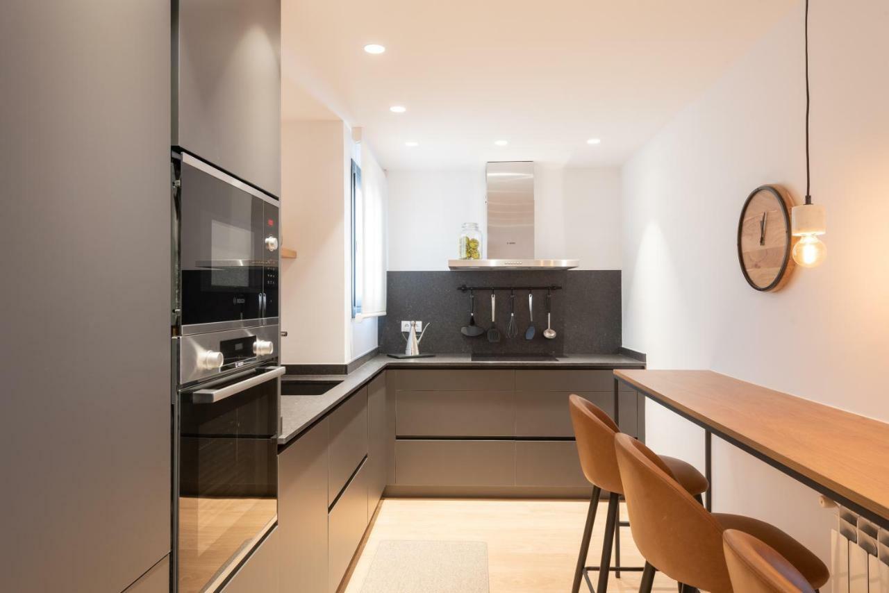 Petit Luxe L'Atic Daire Terrassa Dış mekan fotoğraf