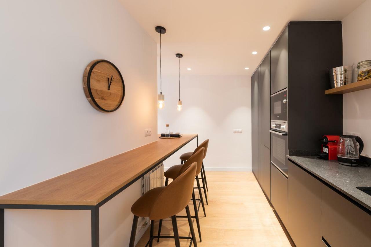 Petit Luxe L'Atic Daire Terrassa Dış mekan fotoğraf