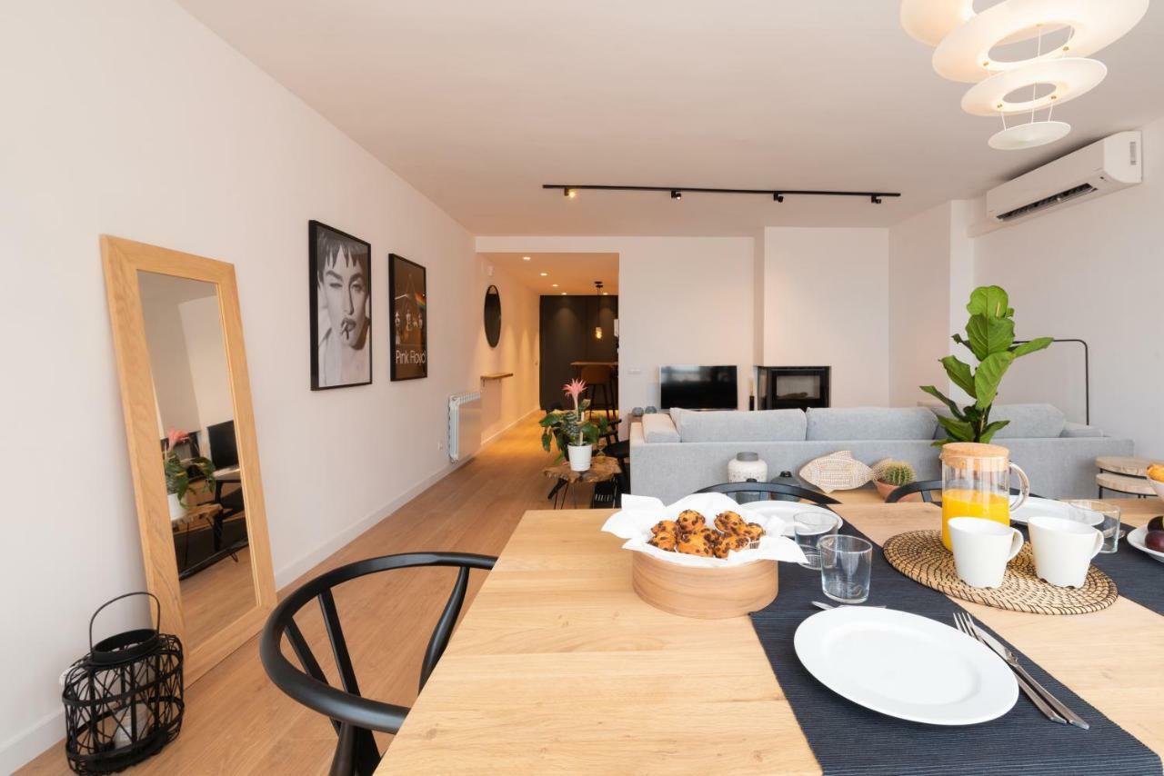Petit Luxe L'Atic Daire Terrassa Dış mekan fotoğraf
