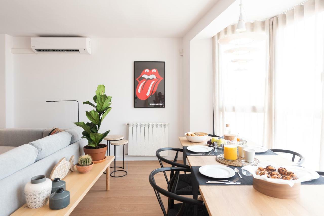 Petit Luxe L'Atic Daire Terrassa Dış mekan fotoğraf