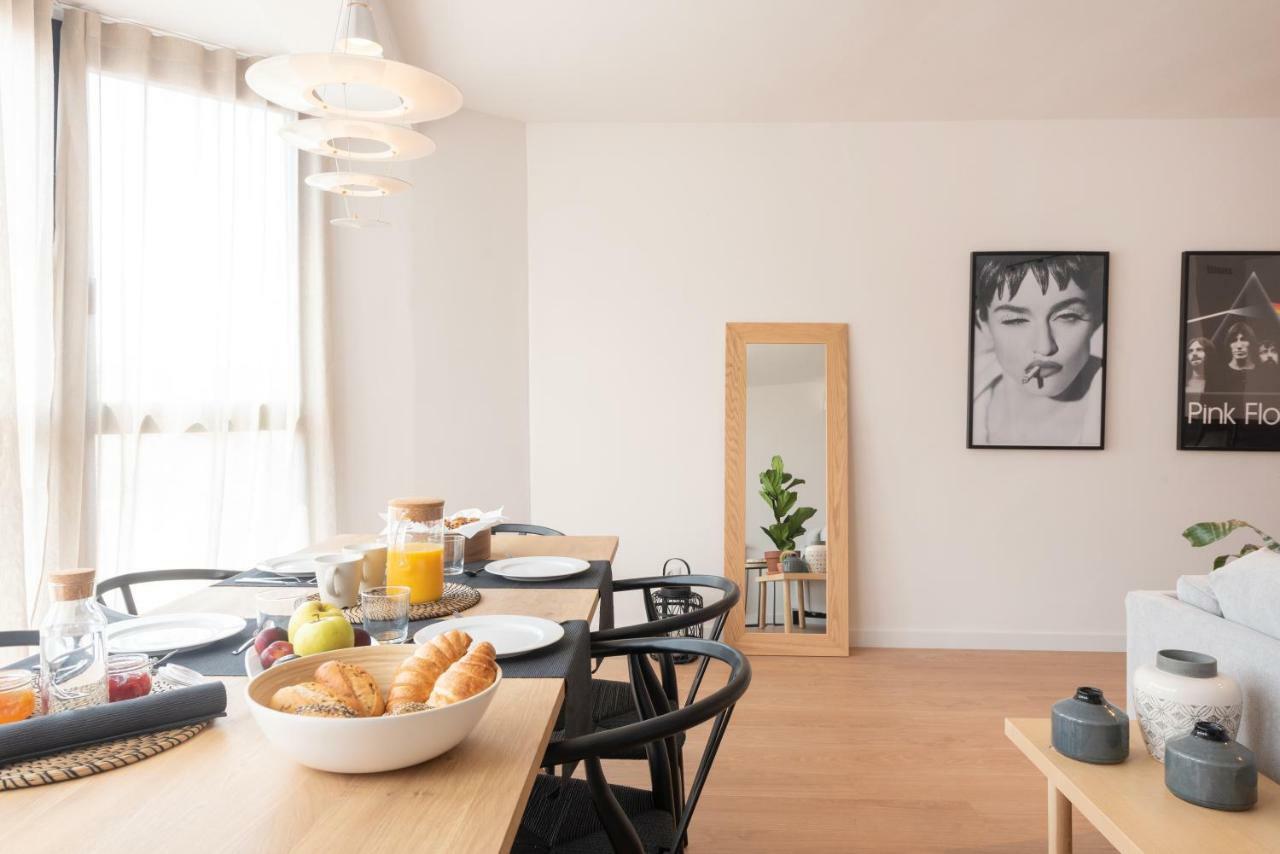 Petit Luxe L'Atic Daire Terrassa Dış mekan fotoğraf